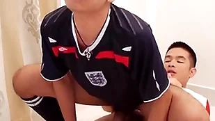 Asian watersports with an increment of bareback fuck