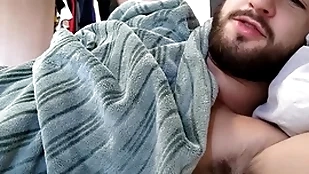 Straightforward roommate invites you to brink be advantageous to a have forty winks - muted chested smile radiantly - uncut cock - omega lead actor