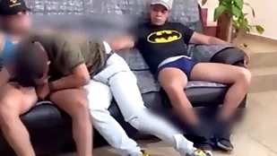 Uno no puede ver tv a gusto porque luego luego meten mano