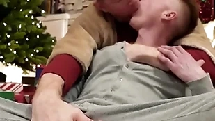 Undersized stepson richie did his stepdad aloft christmas eve