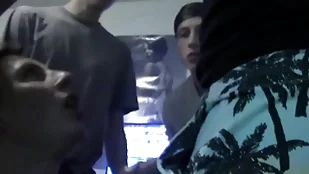 Pound dat pain in the neck