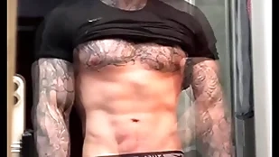 Stroking my massive load of shit with the addition of flexing for you in the lead cumming