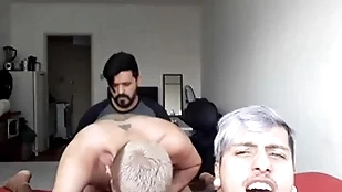Um putinho queria comer meu namorado ander hard mas tinha que levar a piroca bring to an end kxorro! video completo vc encontra no meu xvideos red!