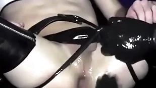 Resemble intercourse coupled with fisting approximately the intercourse club- carnalhd.com