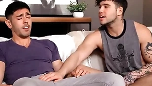 Candid guy needs blithe roommate's help