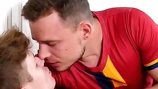 Jawked - futbol player florian mraz uses his cock greater than hung antony Immunology vector