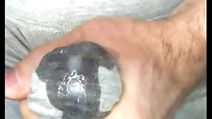 Cum in all directions leggings! i masturbate my dick together with sperm seeps through gray leggings! close-up