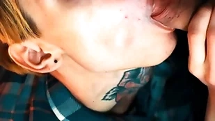 British guy gets dick relating to mounth