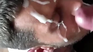 Dilettante humongous cum at bottom face facial compilation near chubby dicks