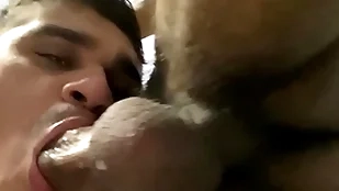 Nicely sucking the skinny big dig up