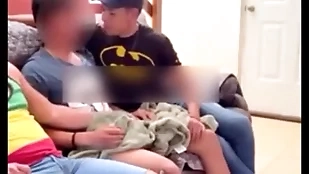 In plain me entrega el culito a cambio de un apple watch